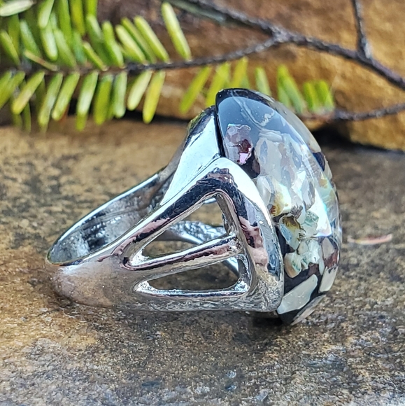 Silver natural crushed abalone ring size 7.5 - Picture 5 of 9